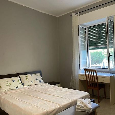 Rm'S Guesthouse Brindisi Bagian luar foto