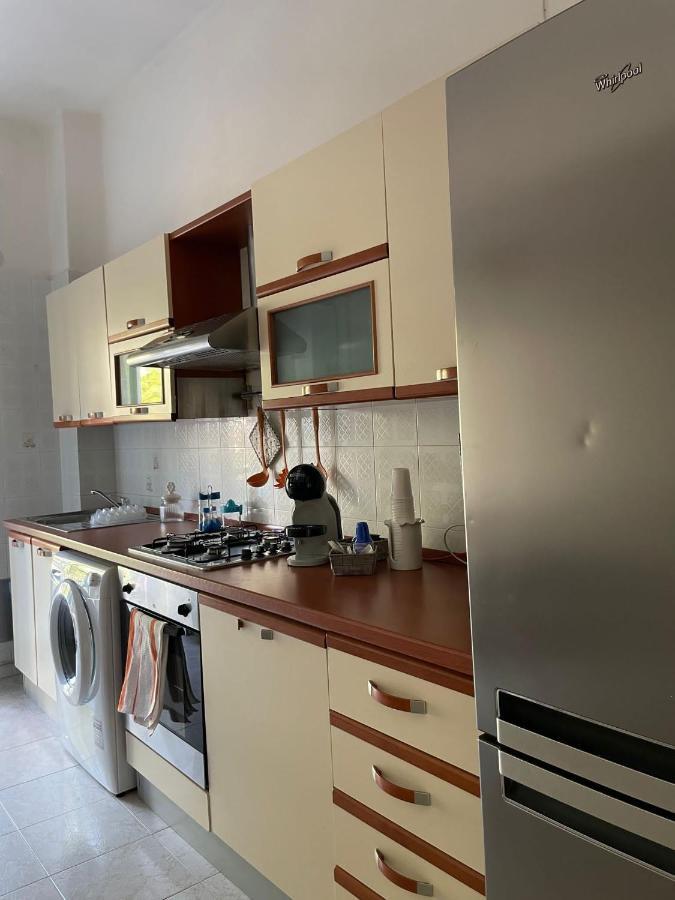 Rm'S Guesthouse Brindisi Bagian luar foto